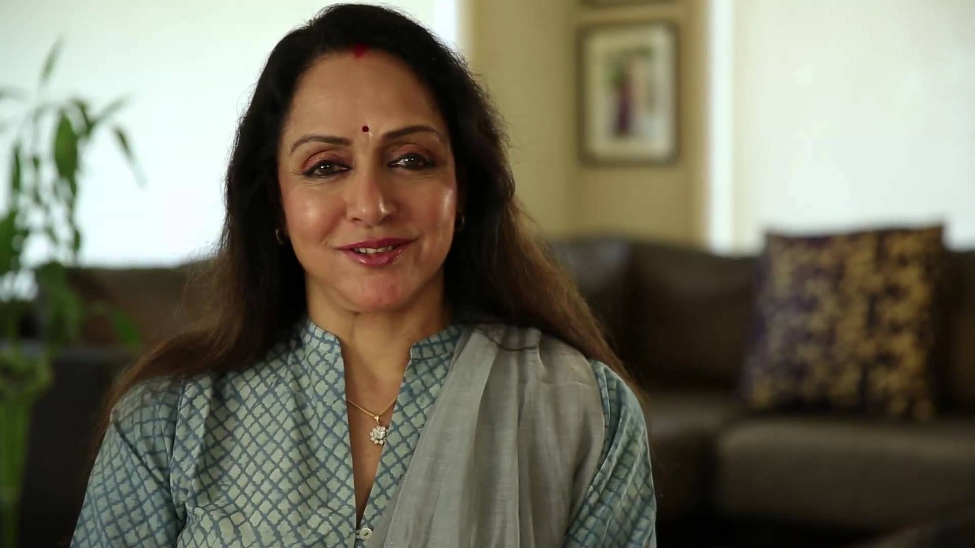 Hema-Malini-hd-wallpaper